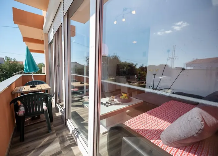 Appartement Family-friendly With Swimming Pool Sukosan, Zadar - 23934 Sukošan
