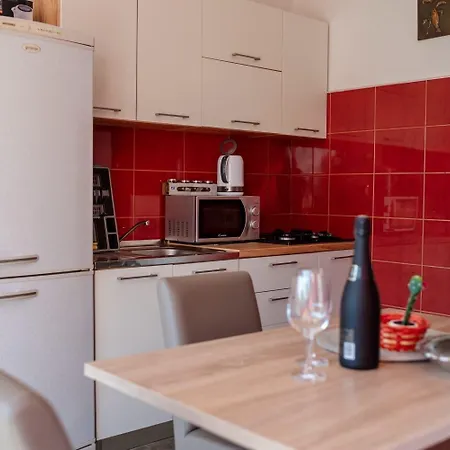דירה Family-friendly With Swimming Pool Sukosan, Zadar - 23934
