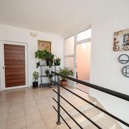 Family-friendly With Swimming Pool Sukosan, Zadar - 23934 Sukošan