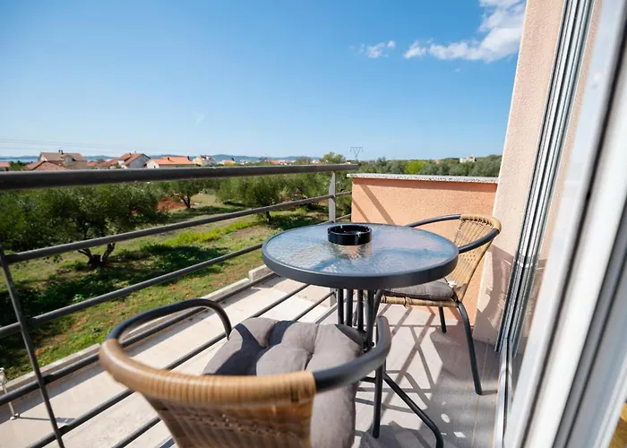 Family-friendly With Swimming Pool Sukosan, Zadar - 23934 Apartamento Sukošan
